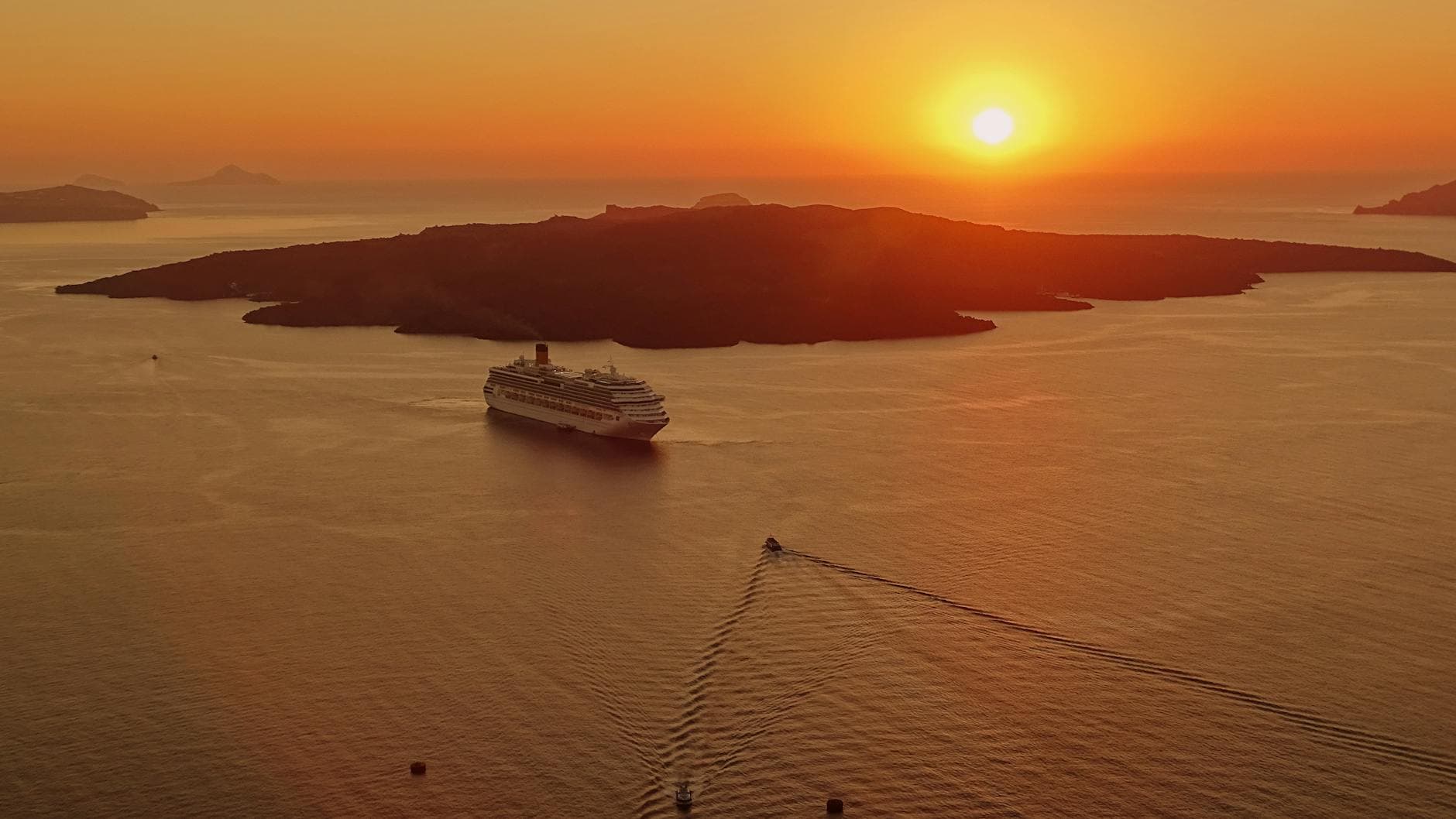 Greece Honeymoon Guide 2026: Real Costs ($2,800–$15K), 5 Islands & 7-Day Plan