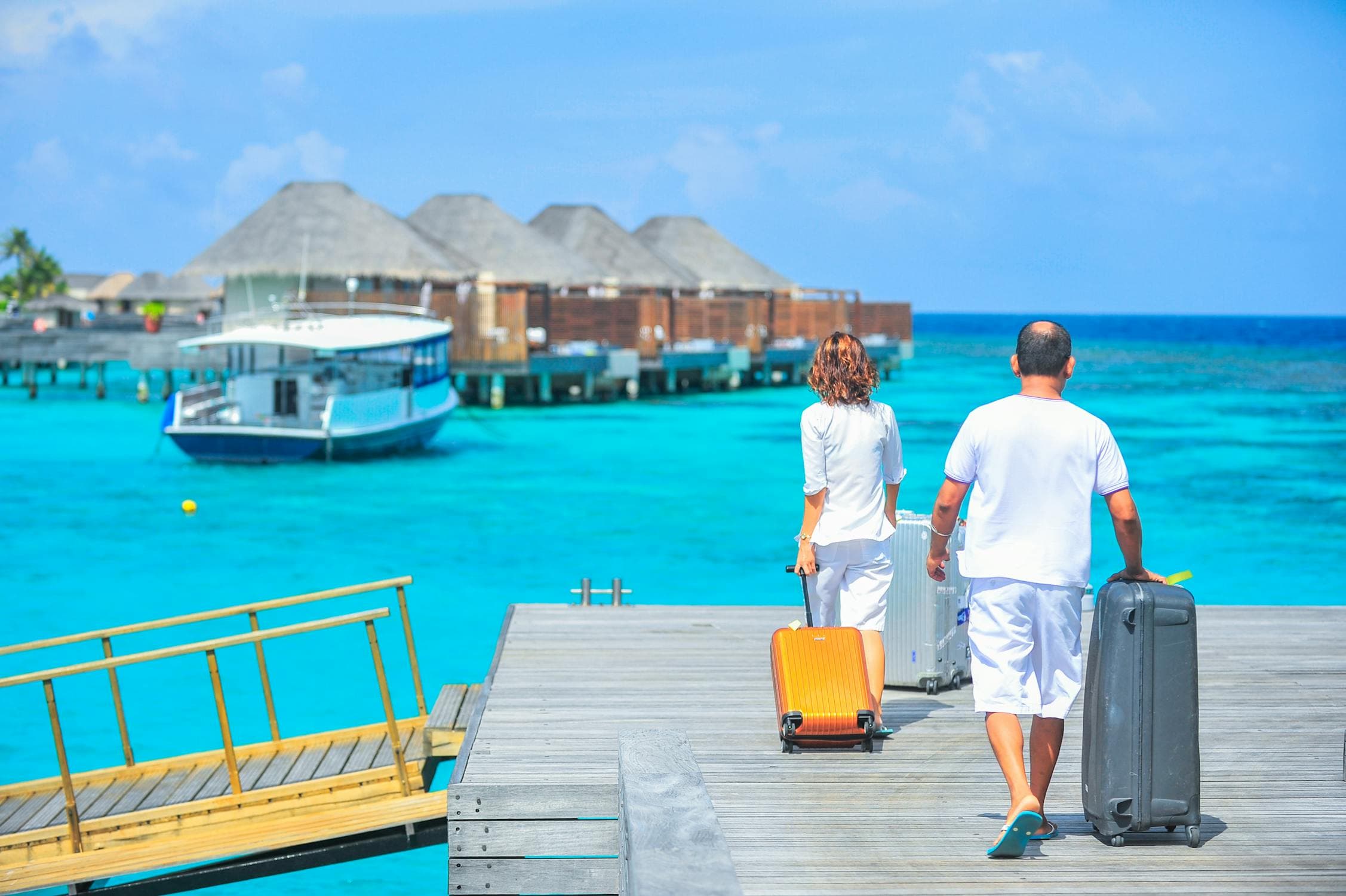 Honeymoon Packages: How to Find the Best Deals Without Overpaying (2026)