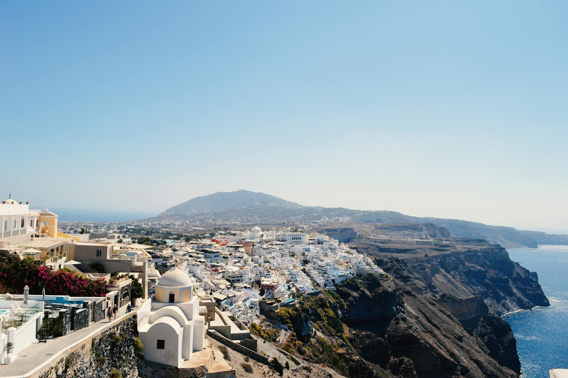 Santorini vs Bali Honeymoon: Which Is Better for You? (2026)